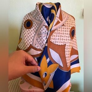 Classic Patterned Scarf in Blue and Gold and matching Premier Designs Necklace